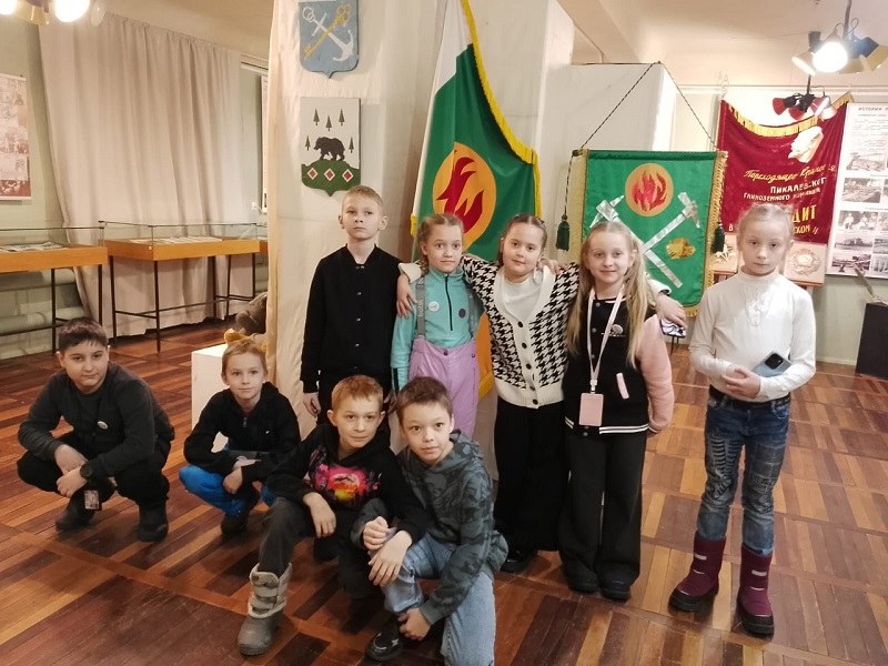 В музее.